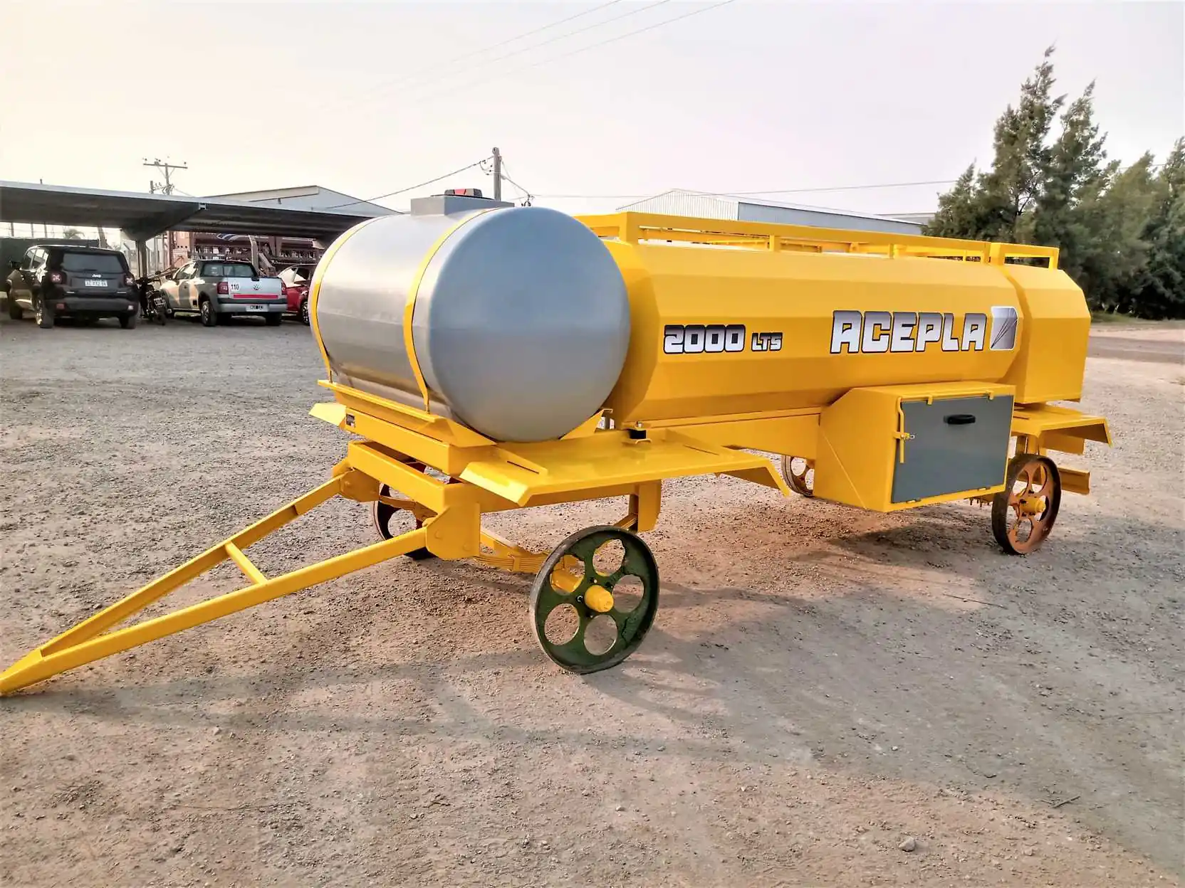 Acoplados Tanques Combinados